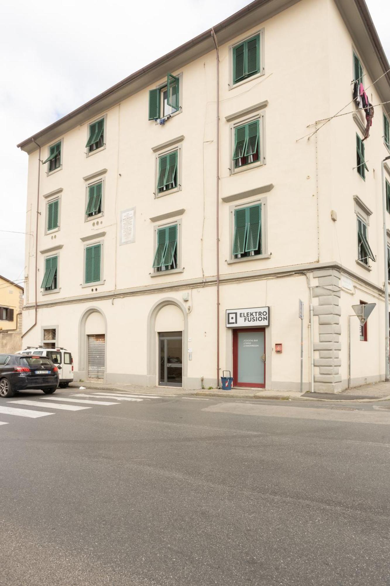 Ponte Per La Sardegna E La Corsica Dalla Toscana Family Apartment Livorno Exterior photo